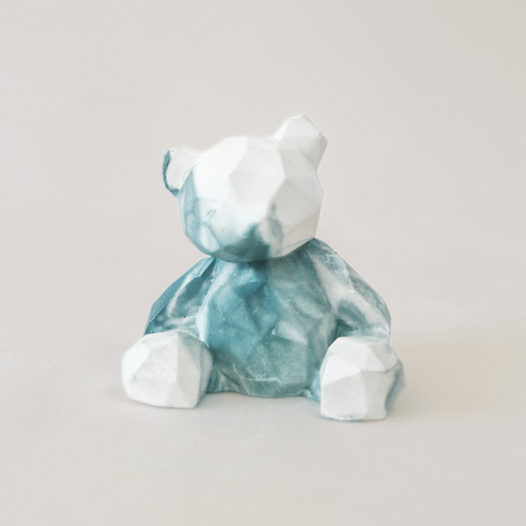 Mažas geometrinis meškiukas